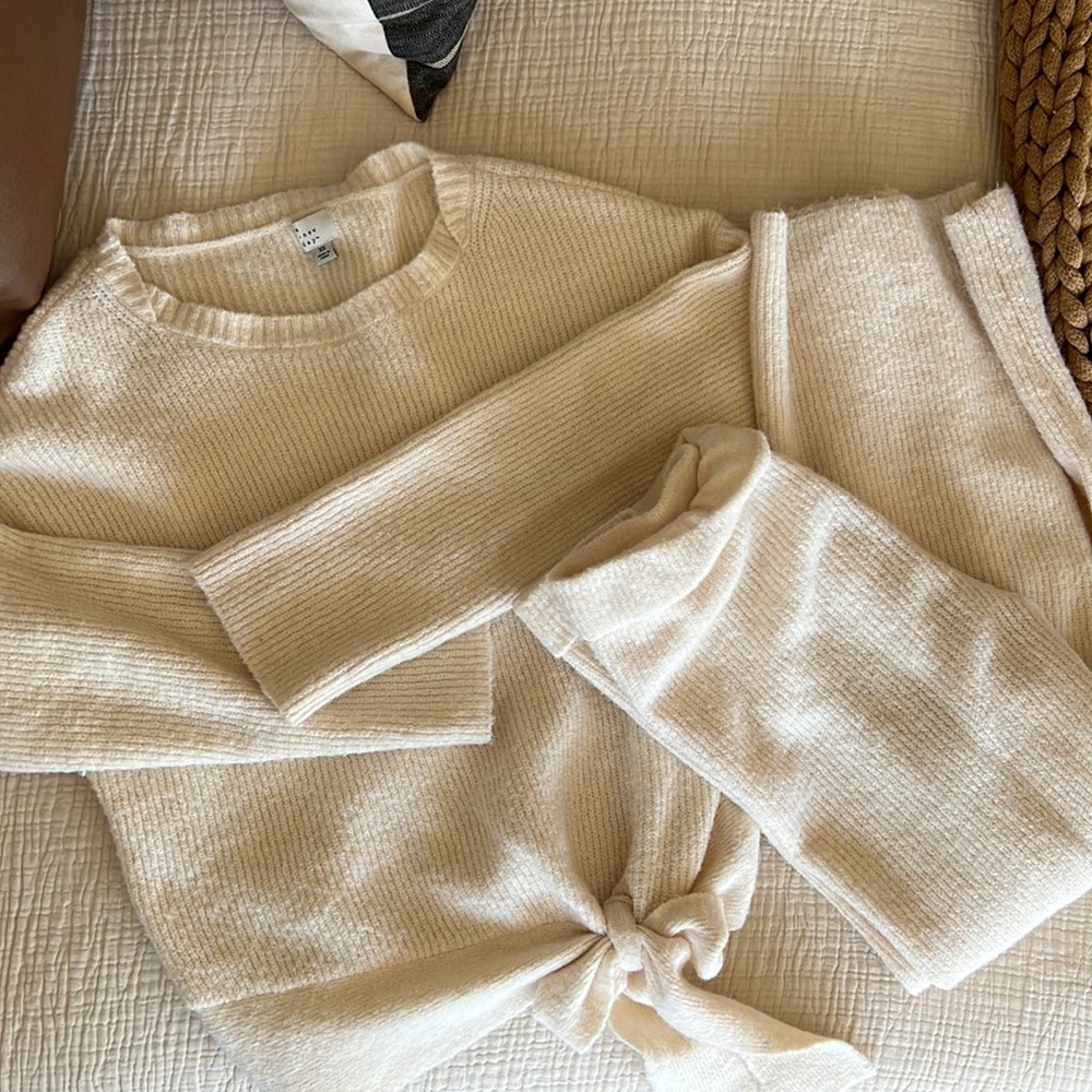 Cream oversized sweater pant set